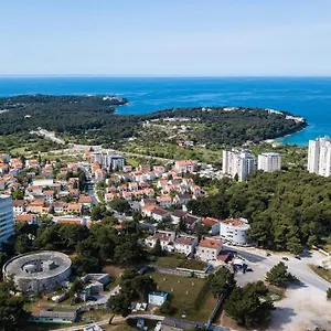 Morena , Pula Croatia
